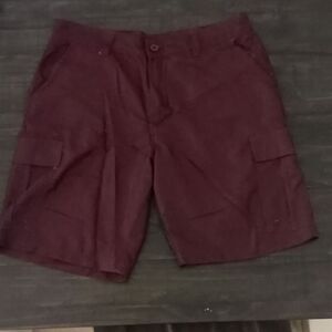 Subculture men's shorts size 36 maroon